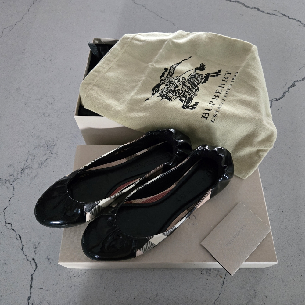 Burberry Ballerina Flats - Picture 6 of 11